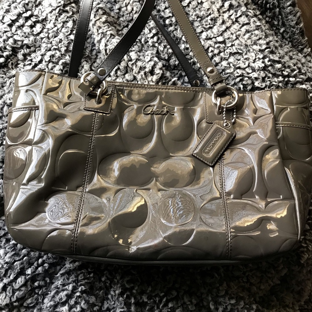 Coach Gallery Patent Embossed Leather Tote 👜